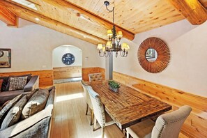 Interior - Brave Bull by Destination Big Bear : Close to Mountain Resorts! Cable! WiFi! Gated Property! Game Room! (Big Bear Lake)