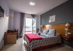 1 chambre, bureau, Wi-Fi gratuit, draps fournis