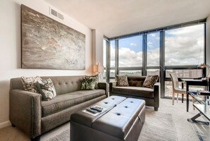 Luxury Apartment, 1 Bedroom | Living room