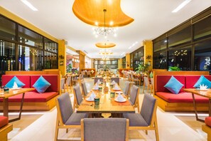 Breakfast, lunch, dinner served; local and international cuisine  - The Senses Pool Villas (Patong)