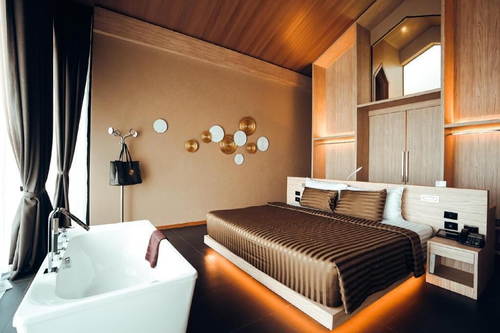 In-room safe, desk, blackout drapes, iron/ironing board
