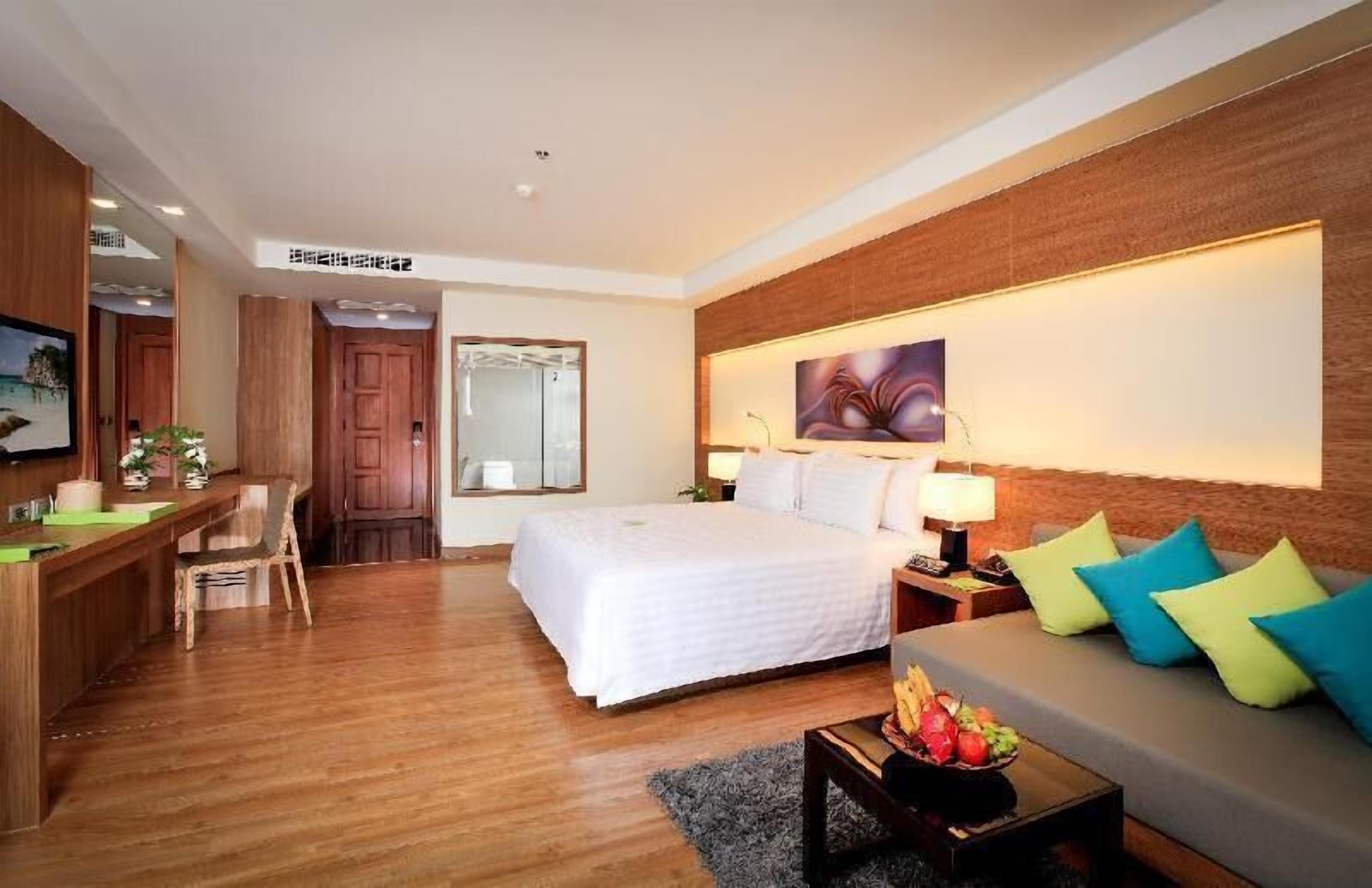 In-room safe, desk, blackout drapes, iron/ironing board