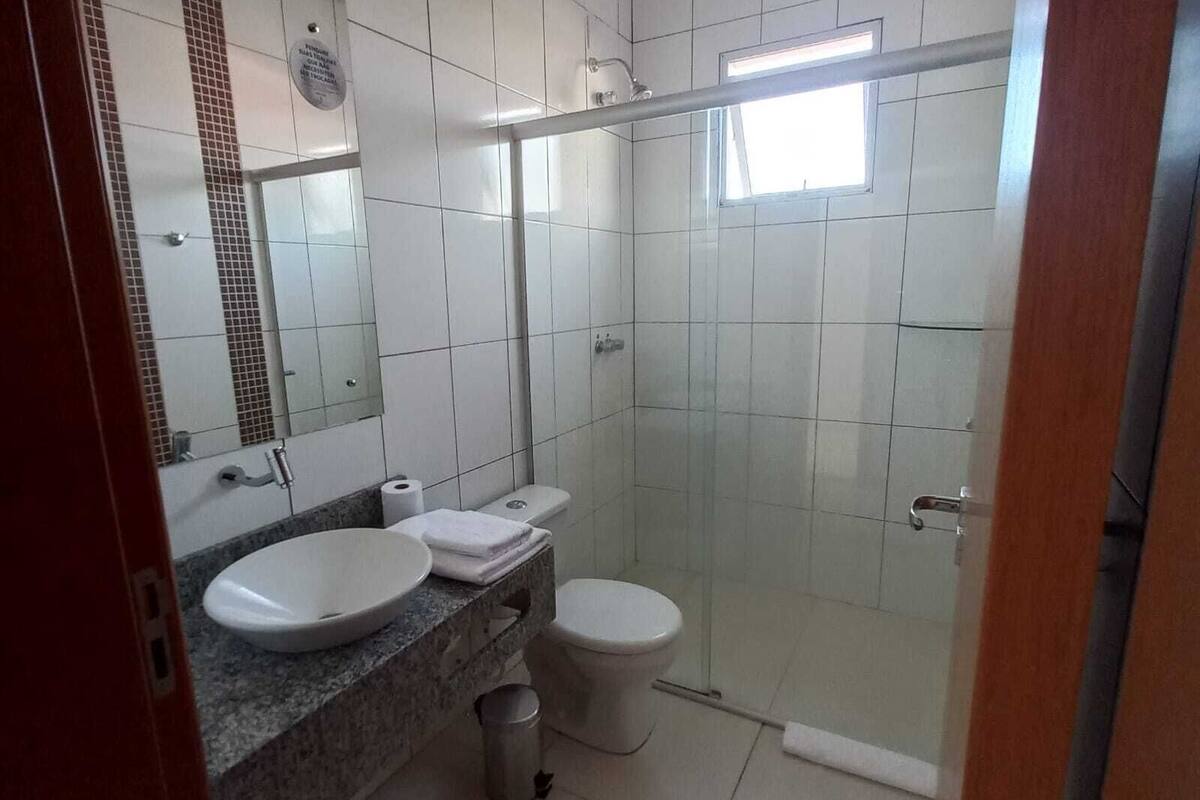 triple room, 2 bedrooms | bathroom | shower, towels