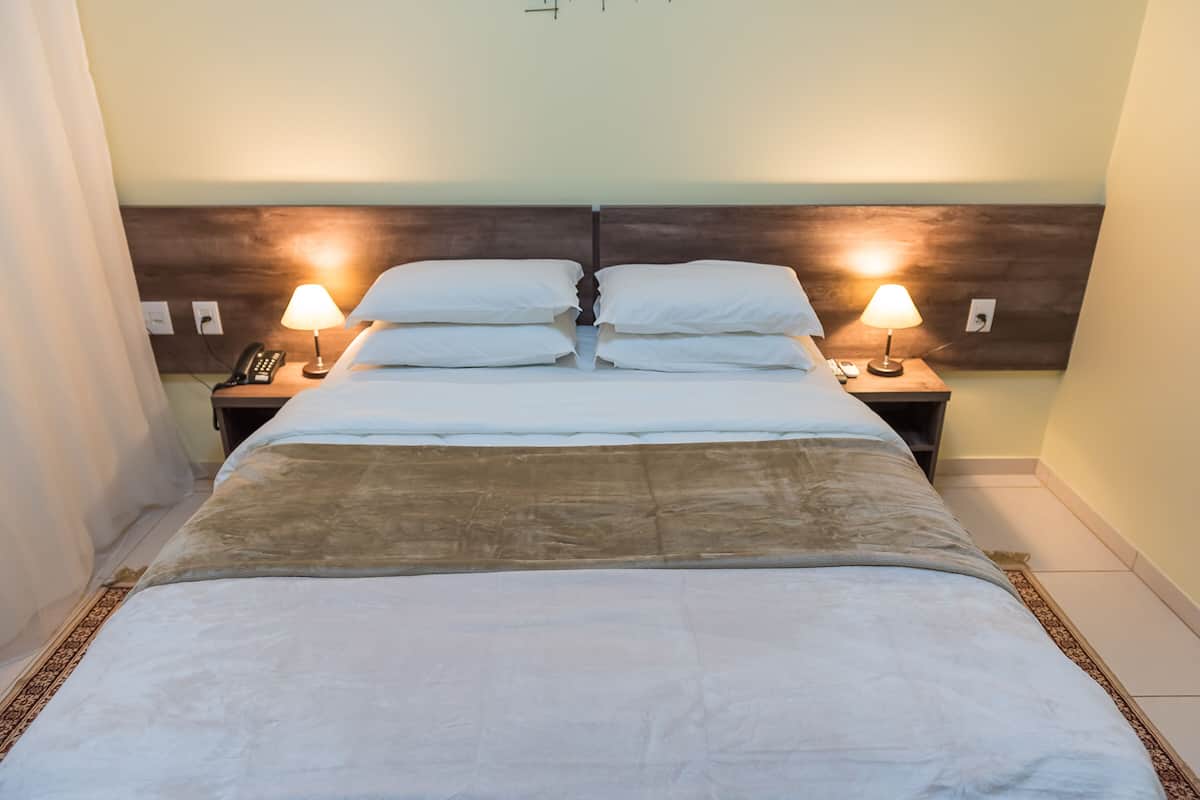 double room, 6 bedrooms | 1 bedroom, desk, soundproofing, free wifi