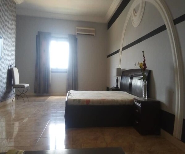 Suite | Bed sheets - Hôtel El Vivo (Abidjan)