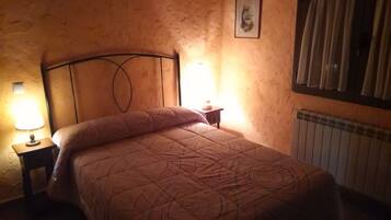 House, 3 Bedrooms | Bar mini, dilengkapkan perabot secara berasingan