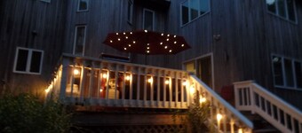 Three Level Mooie ruime moderne woning met speelkamer en centrale AC