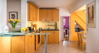 Lidice 2 Art Apartment - You can say that the Hotel is like your Home