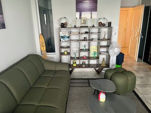 Televisio, DVD-soitin, stereot