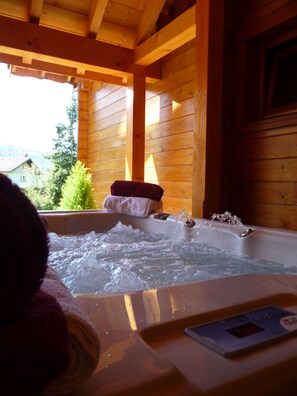 Bain à remous intérieur
