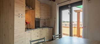 Spacious apartment with sea and mountain views