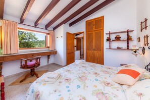 2 camere, ferro/asse da stiro, Wi-Fi gratuito, lenzuola