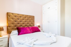 1 camera, ferro/asse da stiro, Wi-Fi gratuito, lenzuola