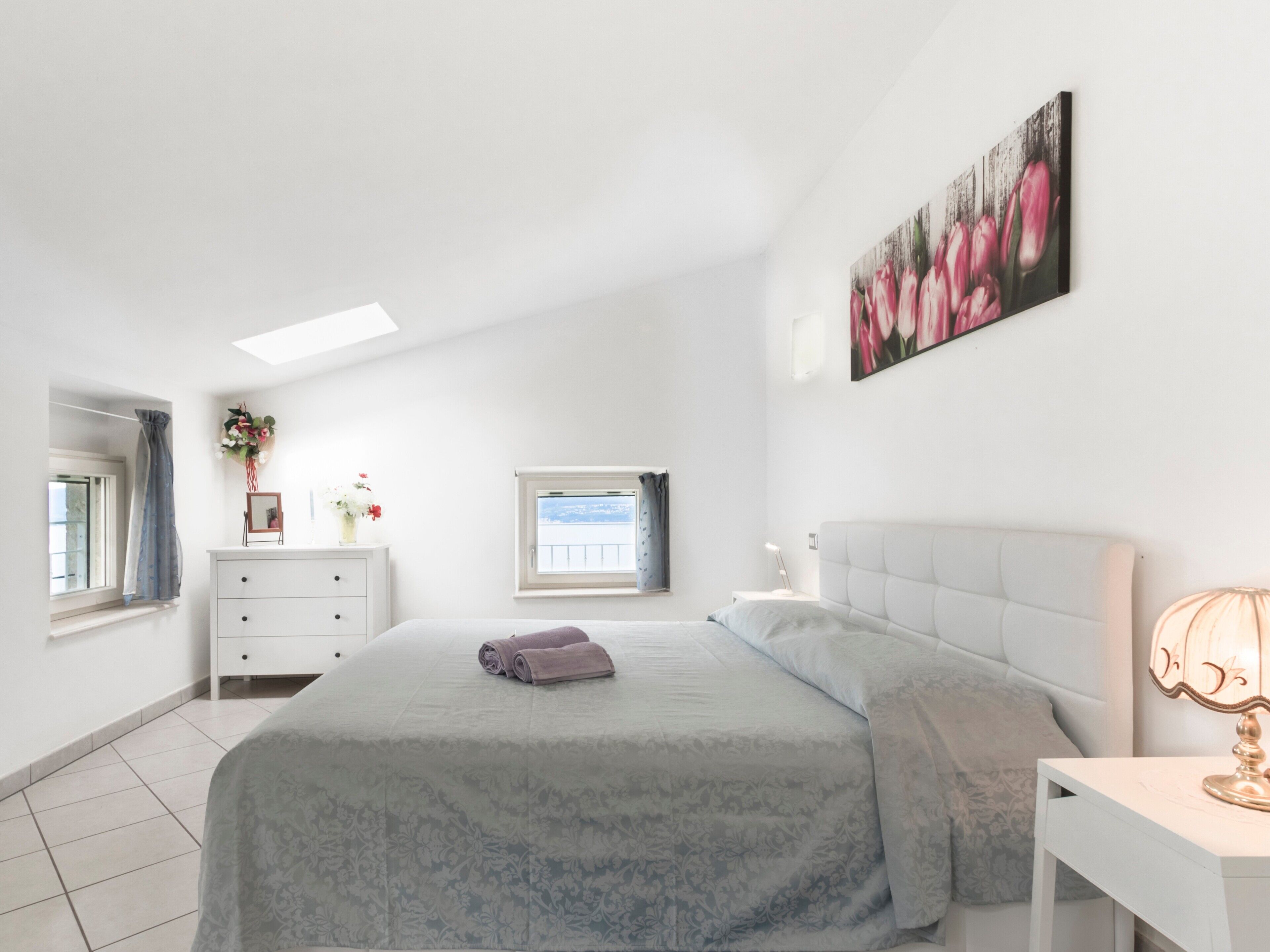 2 chambres, fer et planche à repasser, accès au Wi-Fi (inclus)