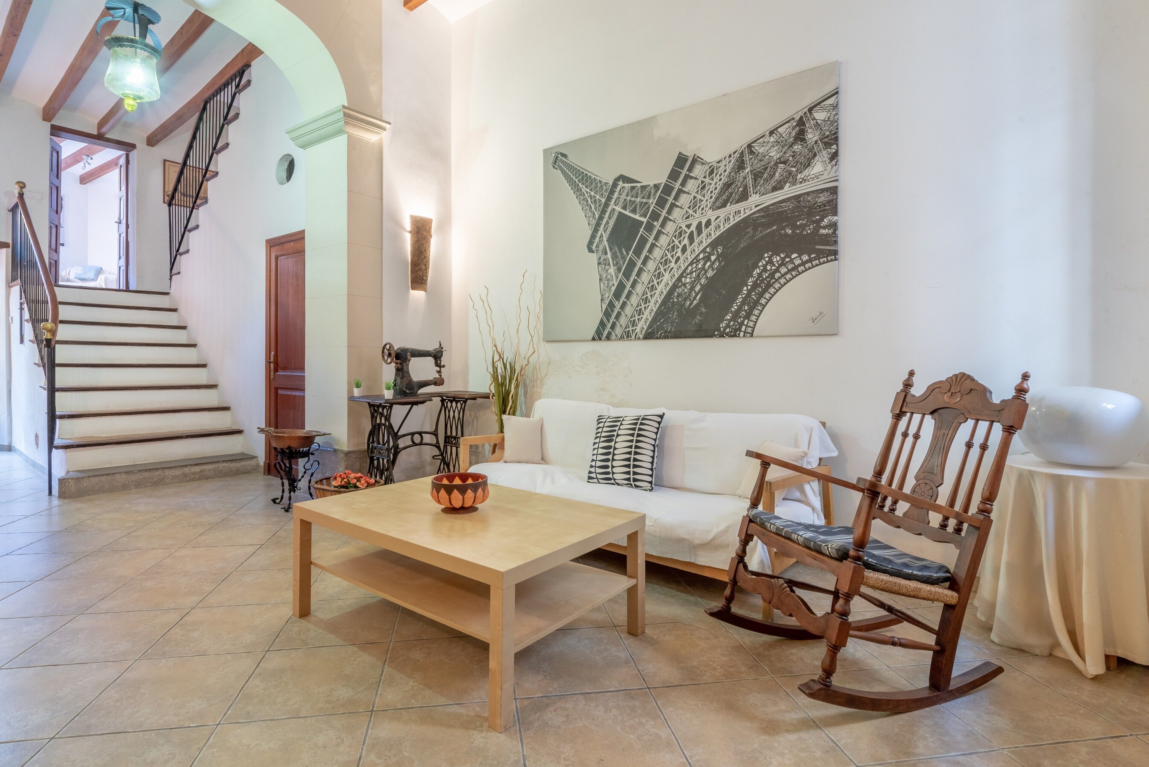 TV, fireplace, stereo