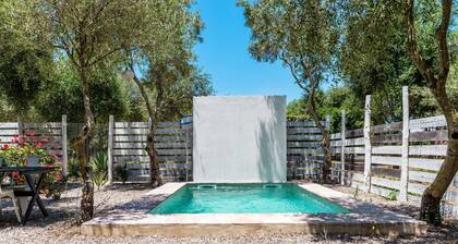 Charmante petite maison-studio "El Castaño" avec piscine privée