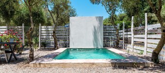 Charming cottage-studio 'El Castaño' with private pool