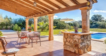 In ruhiger Lage mit Pool - Camí d'es Torres