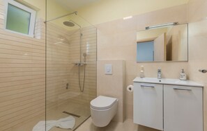 Shower, hair dryer, towels - Villa Green Palm - Apartment 2 (Vrsar)