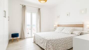 3 bedrooms, free WiFi, bed sheets