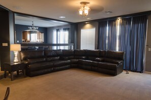 TV, tavolo da calcetto