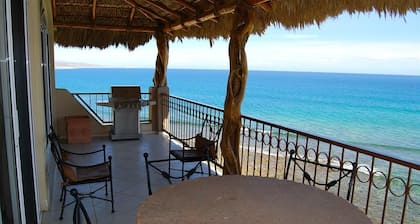 ¡Paraíso de los surfistas! Ático Las Olas: 6to piso completo con terraza privada en la azotea