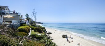 'Sea Cottage' Steps from beach, popular restaurants & shops.
