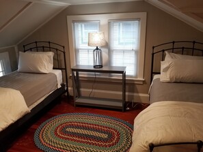 3 bedrooms - The Blackberry Inn Guest House (Watkins Glen)