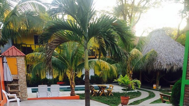 Free self-parking - Hotel la Bocanita (Tamanique)