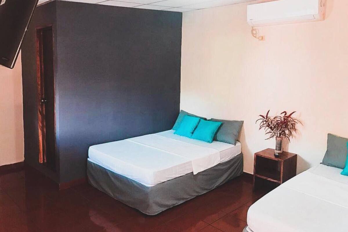 Iron/ironing board, free WiFi