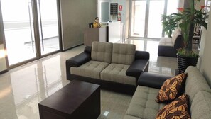 Àrea amb seients del vestíbul