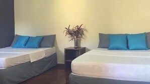 Room - El Sunzalito Hotel (Tamanique)