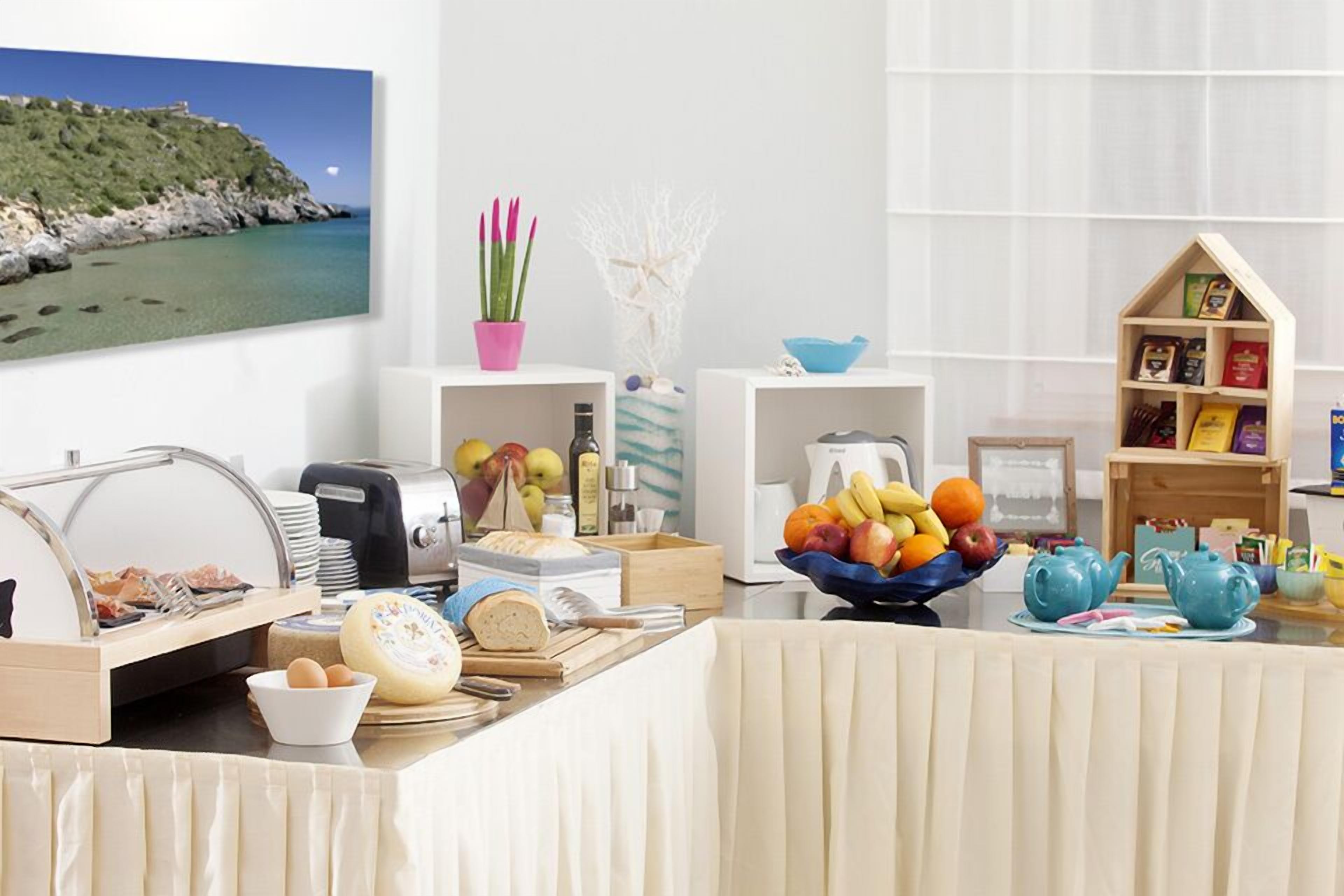 daily buffet breakfast (eur 10 per person)