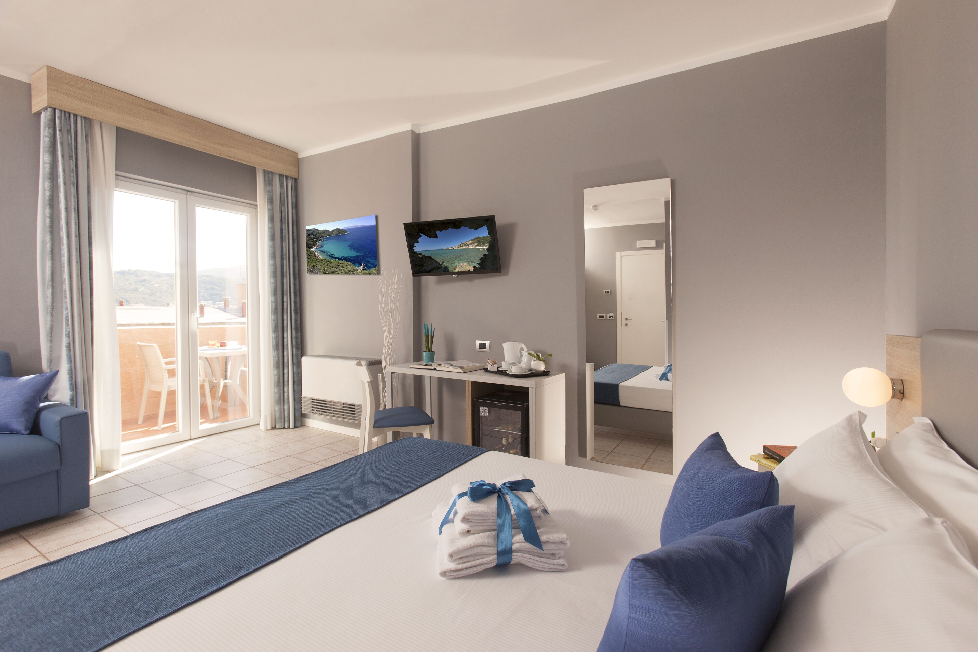 Exclusive-Suite, Balkon, Meerblick | Hochwertige Bettwaren, Daunenbettdecken