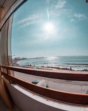 Beach/ocean view