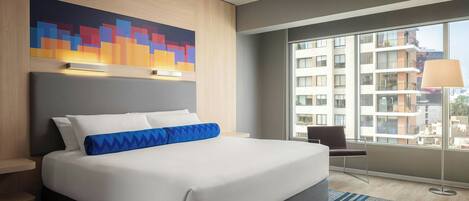 Suite, 1 très grand lit | 1 chambre, literie hypoallergénique, minibar