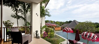 3 Bedroom Sawah Town House B4 Ocean View