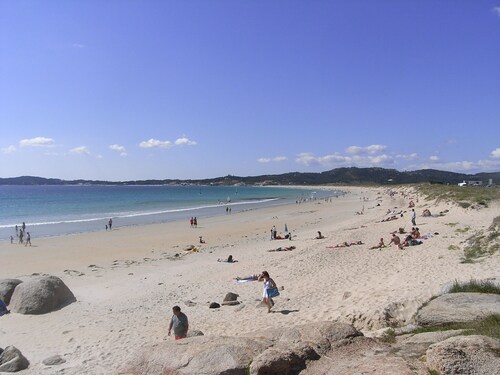 APARTMENT IN RURAL HOUSE OF SANXENXO, AREA NEAR THE SEA WITH WIFI and FREE PARKING