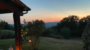 Property grounds - Albegna: stylish nature house with garden and view (Roccalbegna)