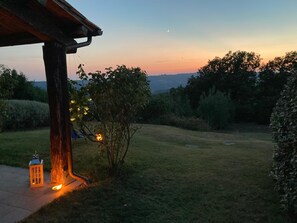 Property grounds - Albegna: stylish nature house with garden and view (Roccalbegna)