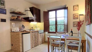 Private kitchen - Albegna: stylish nature house with garden and view (Roccalbegna)