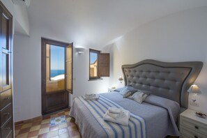 4 chambres, fer et planche à repasser, Wi-Fi, literie fournie