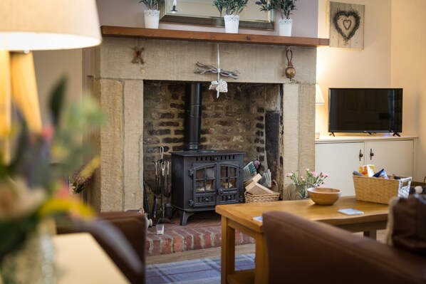 Interior - Charming Original Stone Cottage Close To Beaches and Countryside (Alnwick)