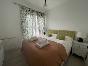 2 bedrooms, in-room safe, free WiFi, bed sheets - Central apartment, 2 bedrooms and 2 bathrooms (El Chalten)