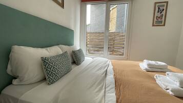 2 bedrooms, in-room safe, free WiFi, bed sheets