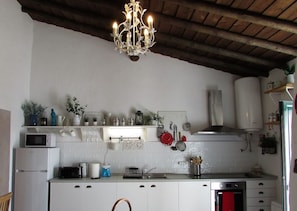 Fridge, microwave, coffee/tea maker, toaster