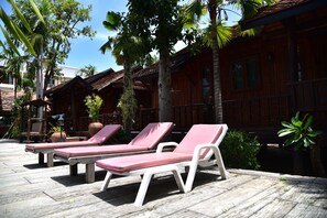 Sun deck - At Home Resort (Pattaya)