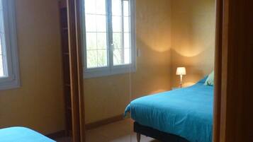 4 sovrum, strykjärn/strykbräda, wi-fi och sängkläder