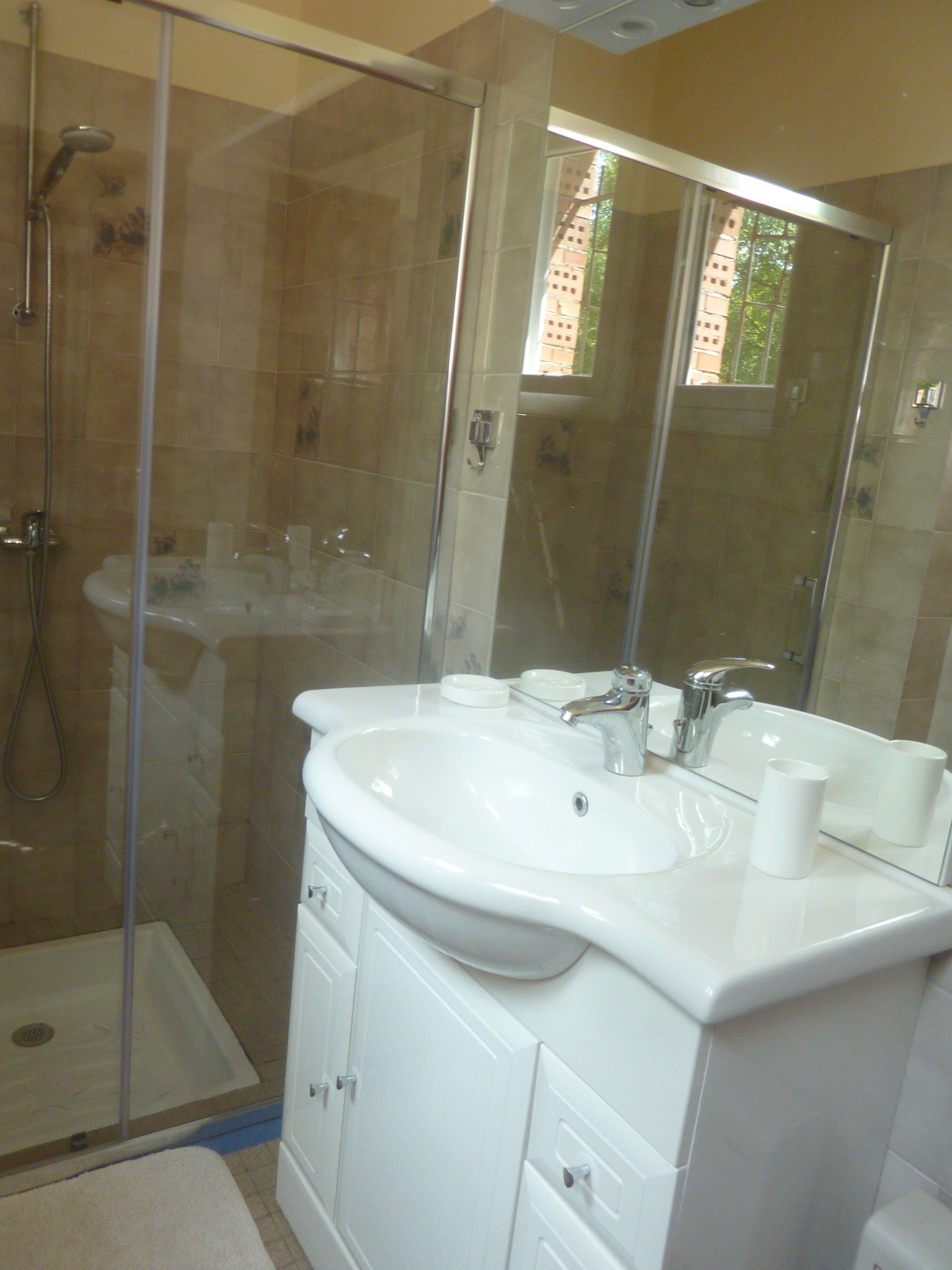 Douche, bidet