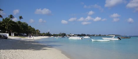 Vlak bij het strand